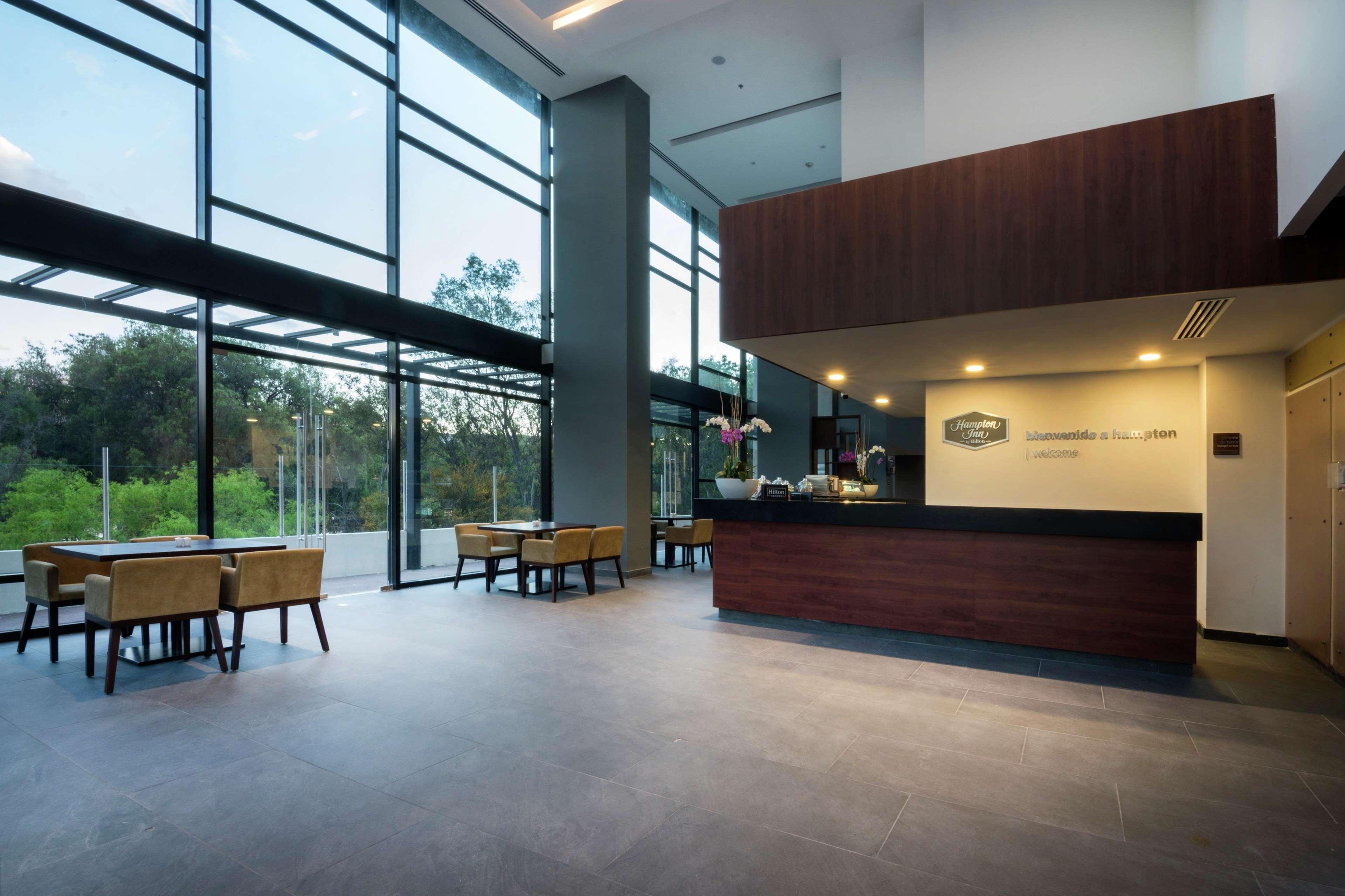 Hampton Inn And Suites San Luis Potosi Slp Экстерьер фото