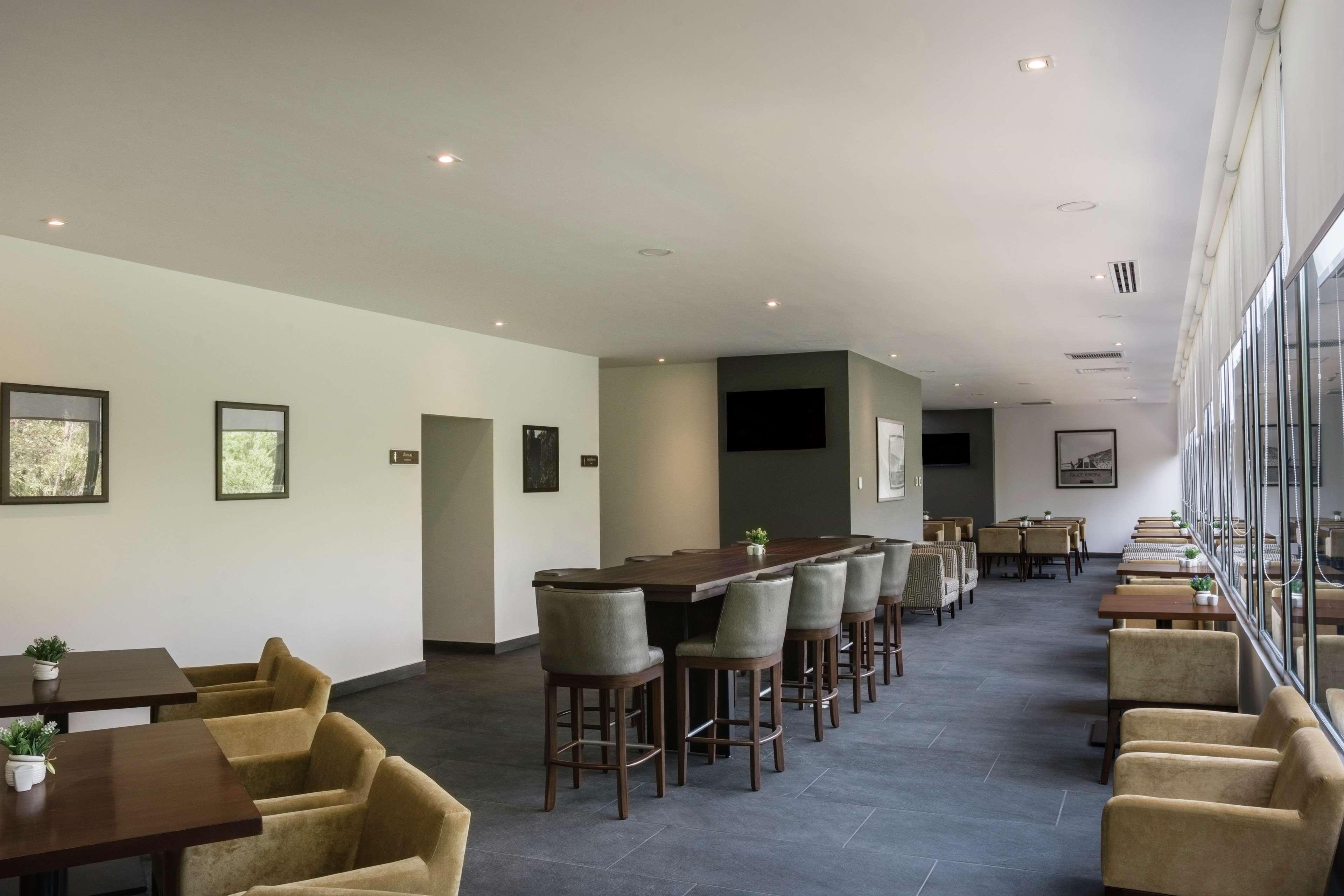 Hampton Inn And Suites San Luis Potosi Slp Экстерьер фото